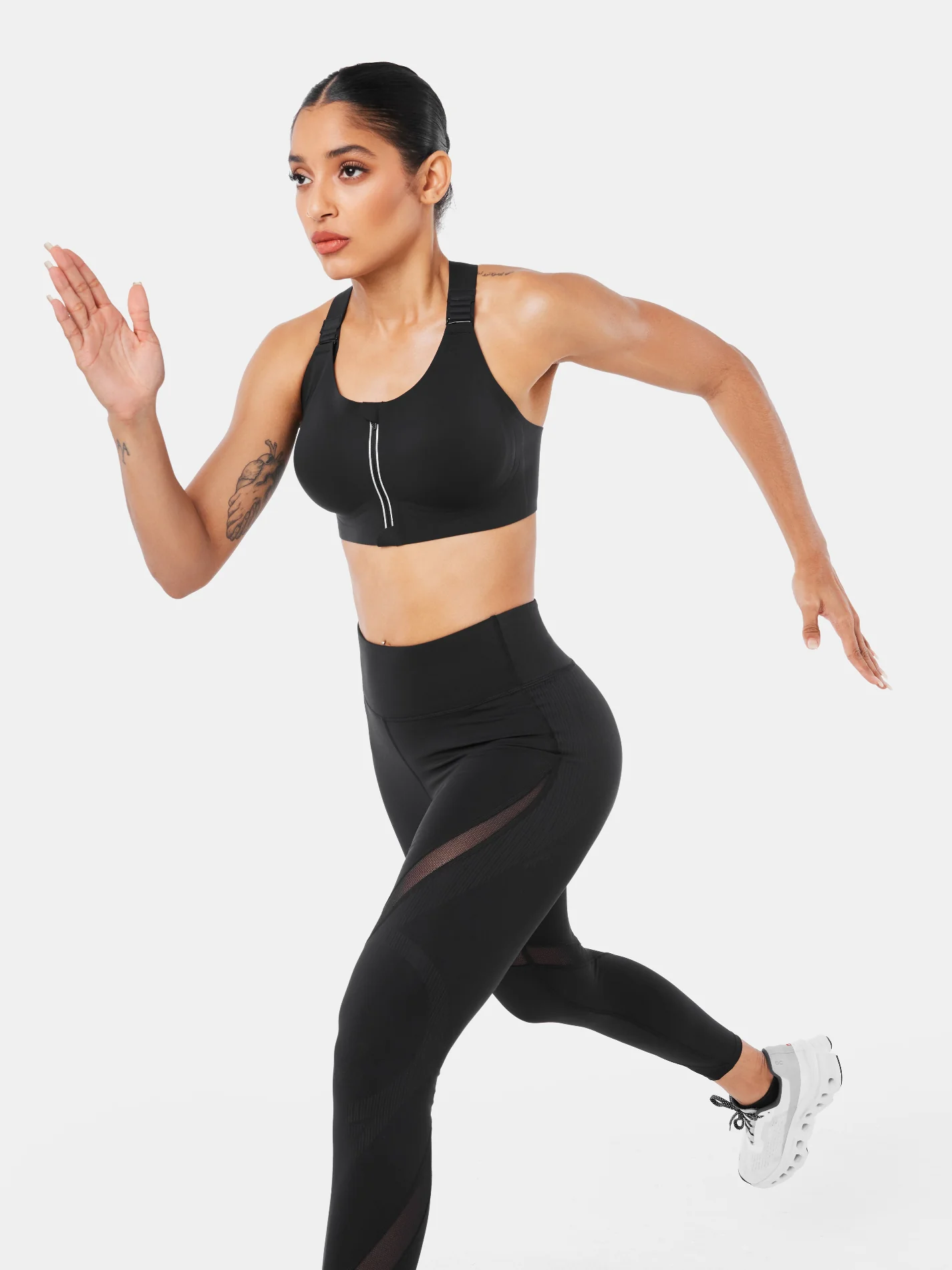 SpeedDry™ Front Zip Sports Bra - Image 12